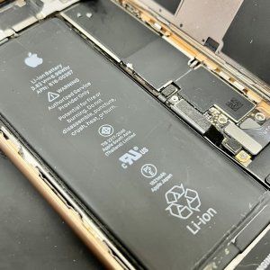 iPhone8 バッテリー交換