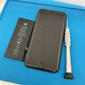 iPhone8 バッテリー交換修理