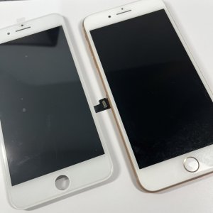 iPhone8Plus フロントパネル交換