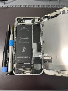 iPhone7 バッテリー交換