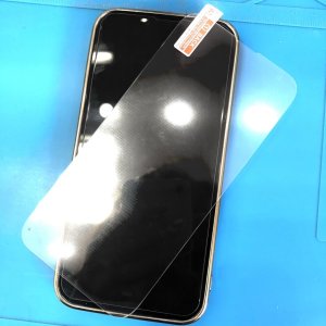 iPhone 13 Pro 強化ガラス永久保証