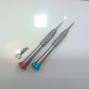 iPhone8ホームボタン交換