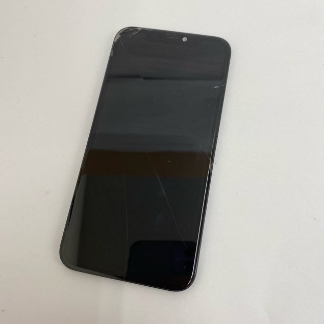 iPhone11 フロントパネル交換
