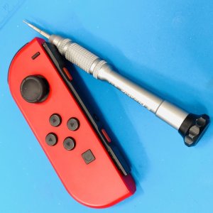 Nintendo Switch ジョイコン修理