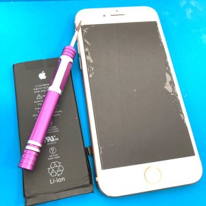 iPhone8 バッテリー交換
