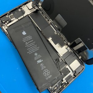 iPhone8 バッテリー交換修理