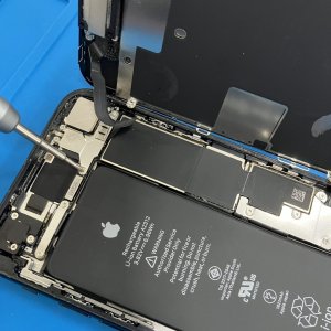 iPhoneSE2 パネル交換修理
