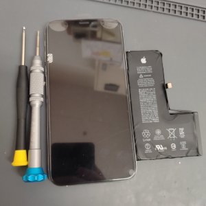 iPhoneXS　バッテリー交換