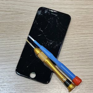 iPhone8 液晶交換修理