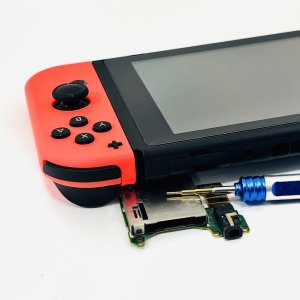 任天堂Switch ゲームカードスロット修理