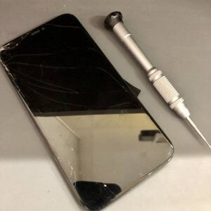 iPhone12 液晶交換