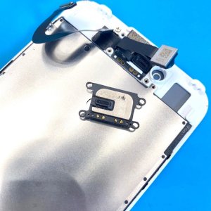 iPhone 8 スピーカー点検