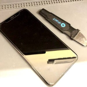 iPhoneXSMAX  液晶交換