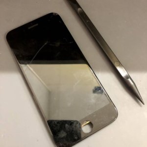 iPhone8 フロントパネル交換