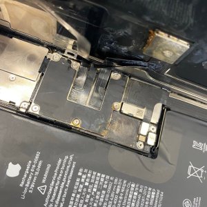 iPhone11ProMax 水没修理