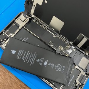 iPhone8 バッテリー交換
