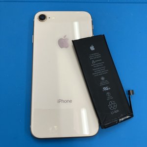 iPhone8 バッテリー交換