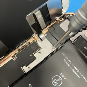 iPhone8 バッテリー交換