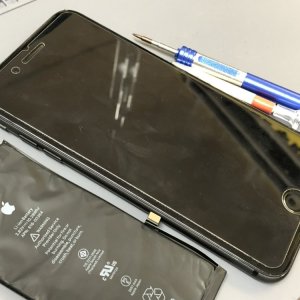 iPhone8 バッテリー交換