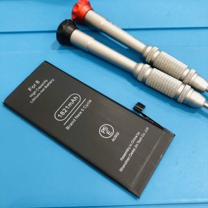 iPhone8 バッテリー交換