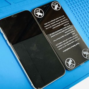 iPhone11 液晶交換