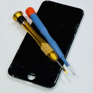 iPhone8 パネル交換