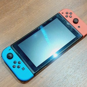 Nintendo Switch (ニンテンドースイッチ) 液晶交換