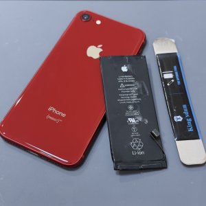 iPhone8 バッテリー交換