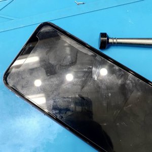 iPhone 11 バッテリー交換