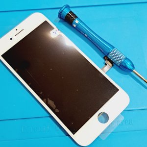 iPhoneSE2 液晶交換