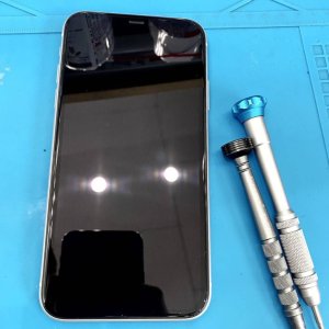 iPhone 11 バッテリー交換