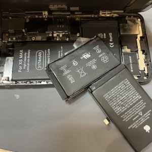 iPhoneXSmax バッテリー交換