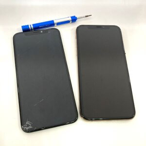 iPhoneXR液晶交換修理