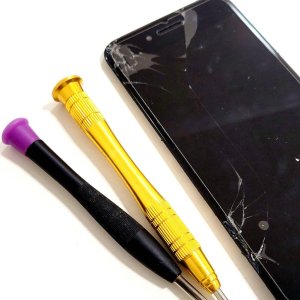 iPhone8 フロントパネル交換