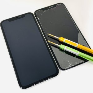 iPhoneXR フロントパネル交換修理