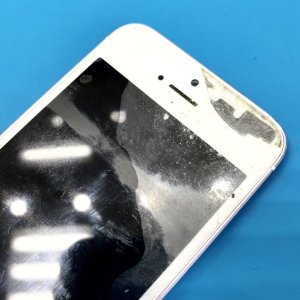 iPhone SE フロントパネル交換
