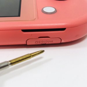 Nintendo Switch Lite SDカードスロット修理