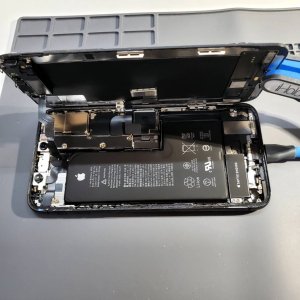 iPhoneXS バッテーリー交換