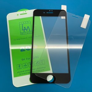 iPhone8 強化ガラス貼り付け