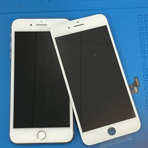 iPhone8plus 液晶交換