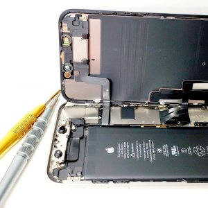 iPhone 11 バッテリー交換