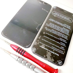 iPhone12mini 液晶交換