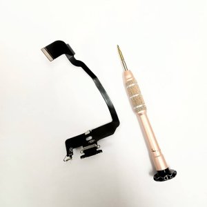 iPhone XS ライトニング交換