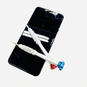 iPhone11ProMax 液晶交換