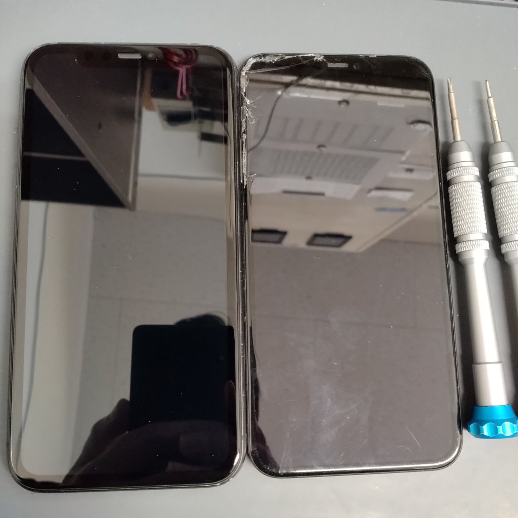 iPhone11 液晶交換
