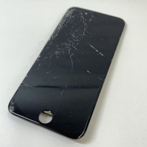 iPhoneSE 第2世代 (SE2) フロントパネル交換