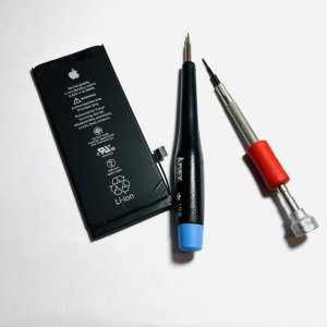 iPhone8 バッテリー交換 購入から3年経ち…バッテリーの減りが気になる