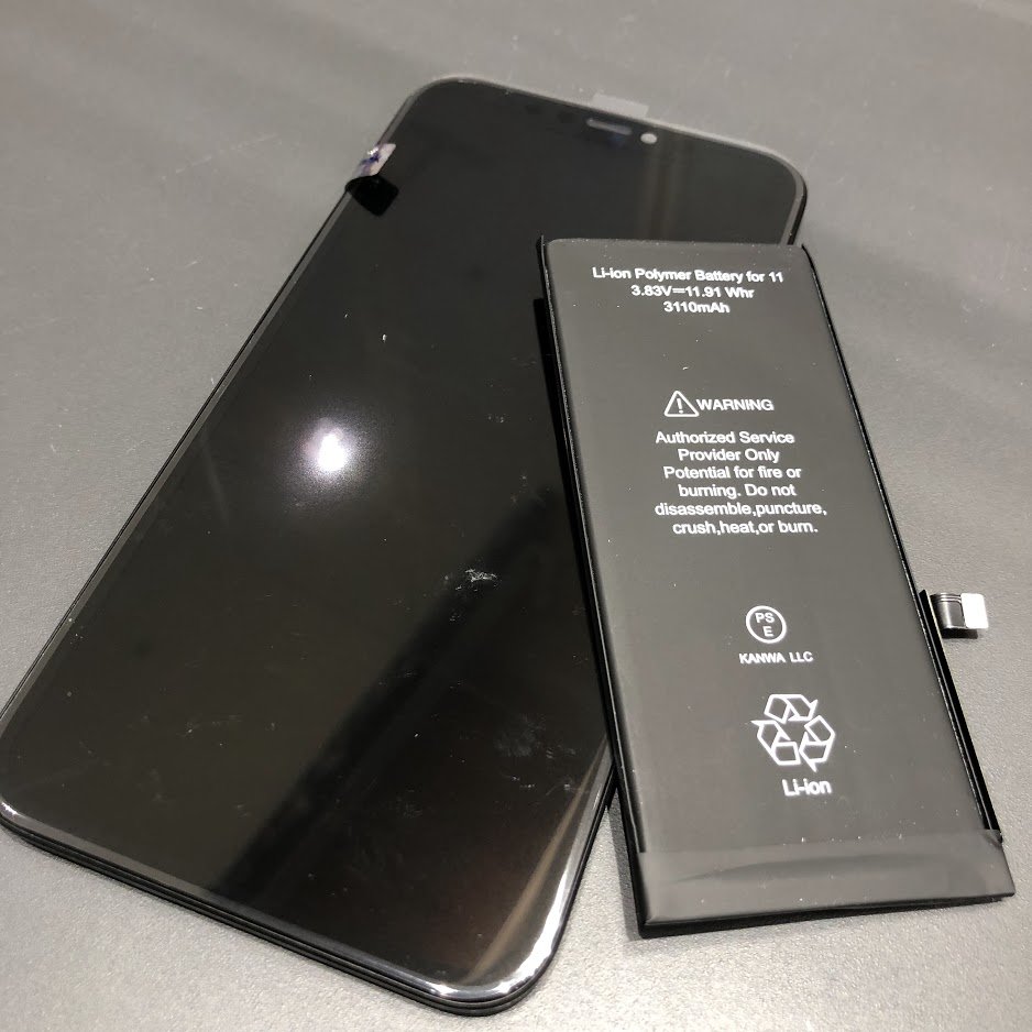 iPhone11 フロントパネル交換&バッテリー交換
