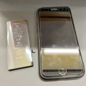 iPhone8 バッテリー交換