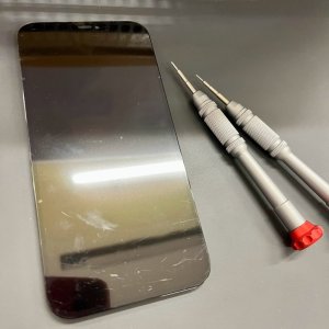 iPhone12 パネル交換